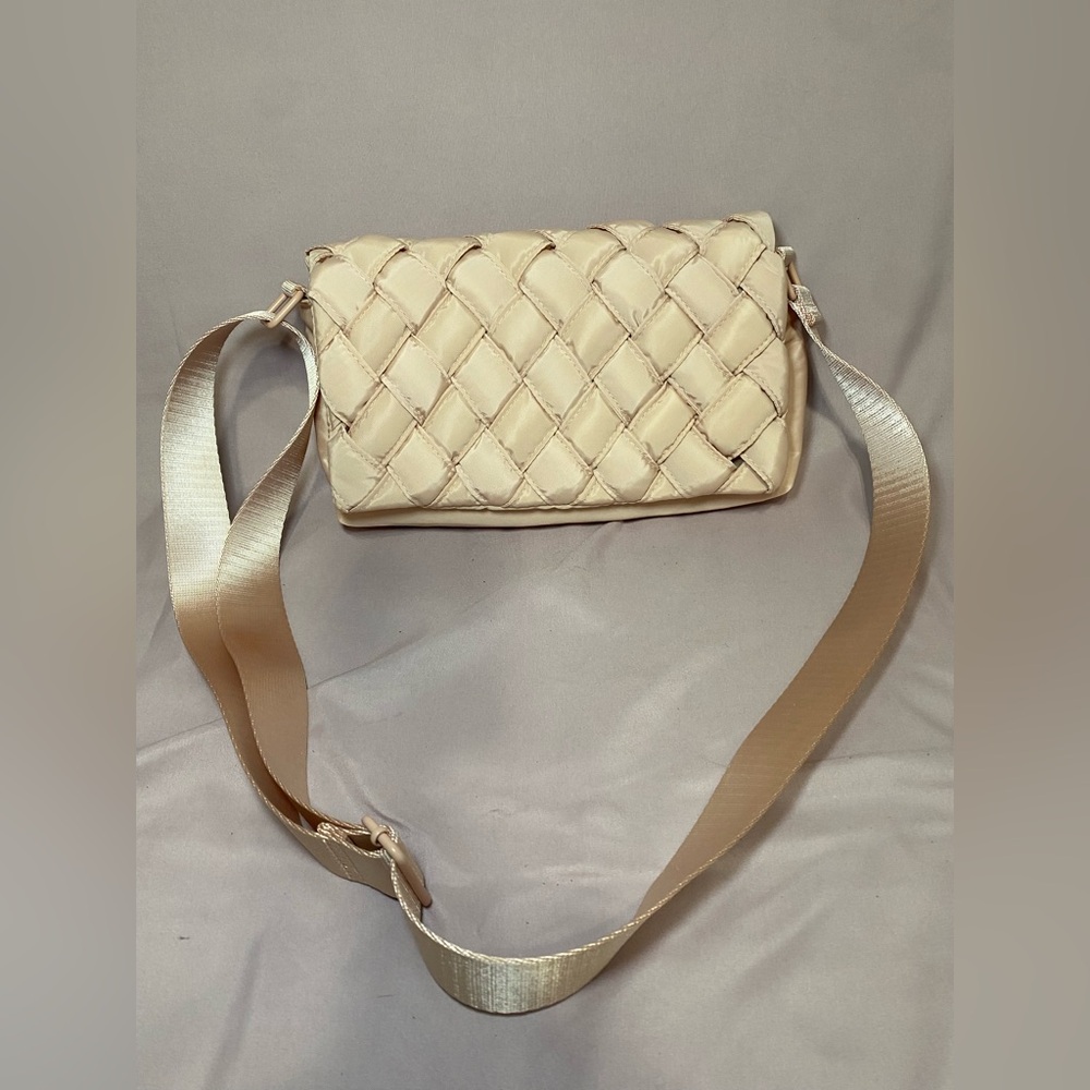 Chic Rose Pink Quilted Crossbody Purse